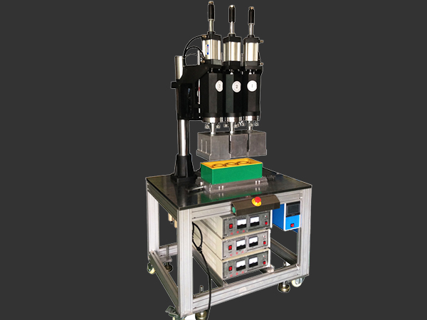 Multi-head Ultrasonic Welding Machine